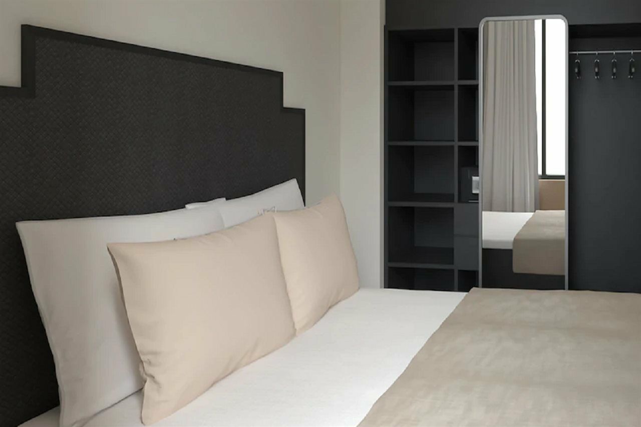 Athens One Smart Hotel Bagian luar foto